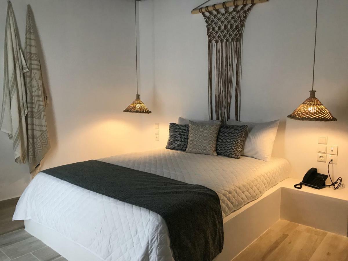 Aellia Hotel & Suites Leros Lakkíon Exteriör bild